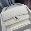 Chanel A01112